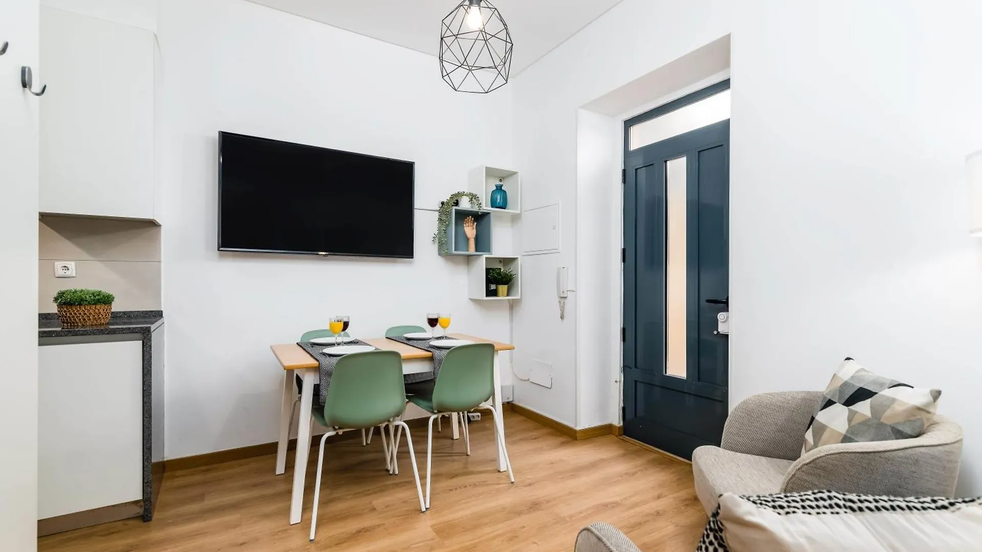 Go Native Lisbon - Vip City Apartamento